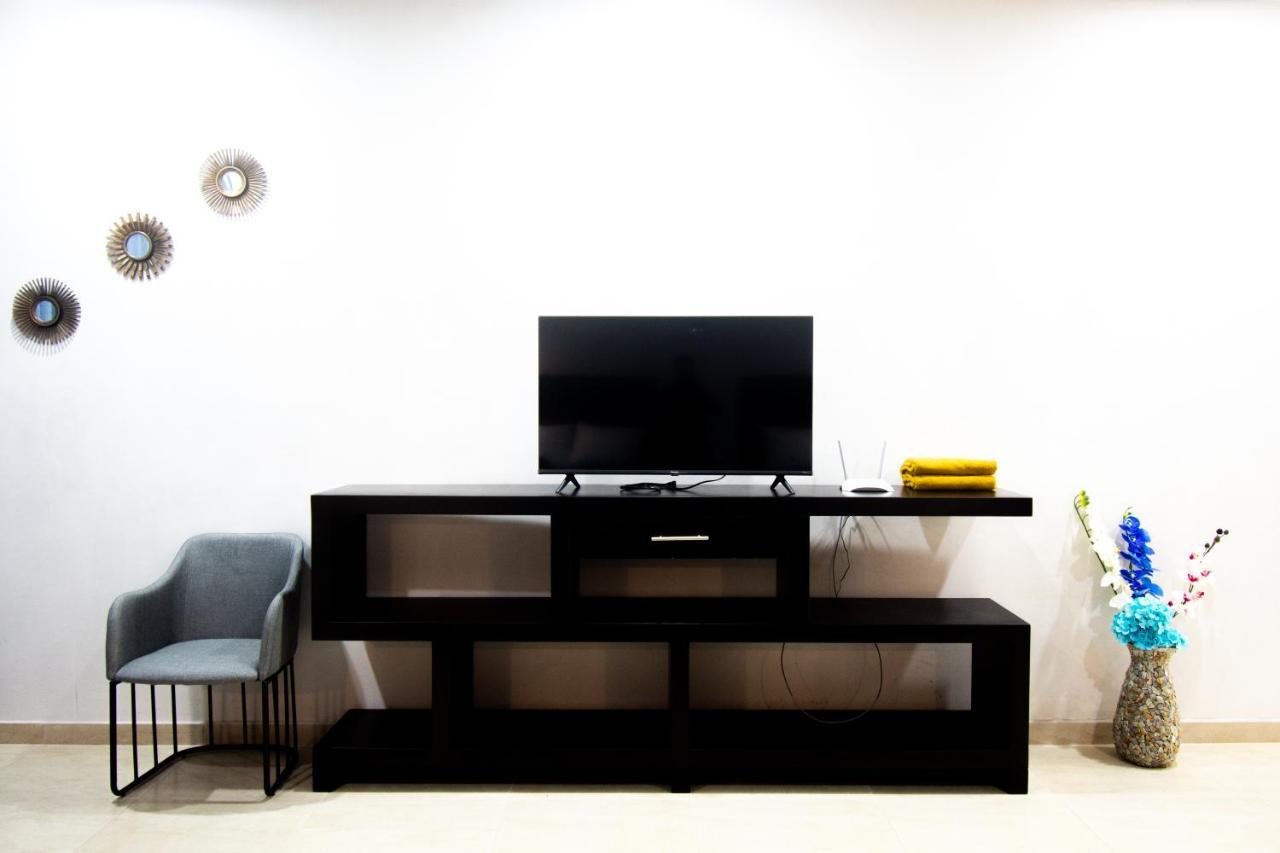 Hotel Casa Tortuga Tulum - Cenotes Park Inclusive 외부 사진 A TV stand